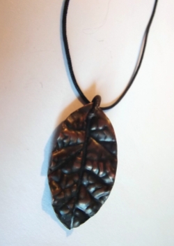 2nd leaf pendant